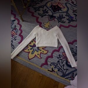 American Eagle sweater